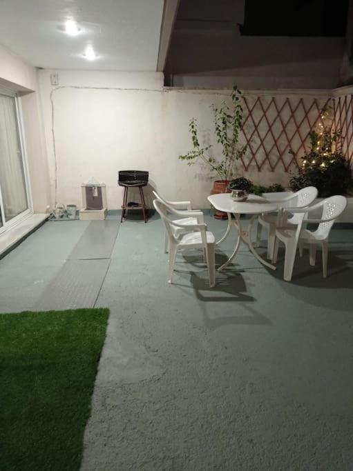 Trikala Alex House Apartment ภายนอก รูปภาพ